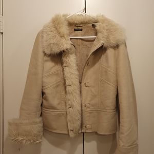 Short lamb skin coat